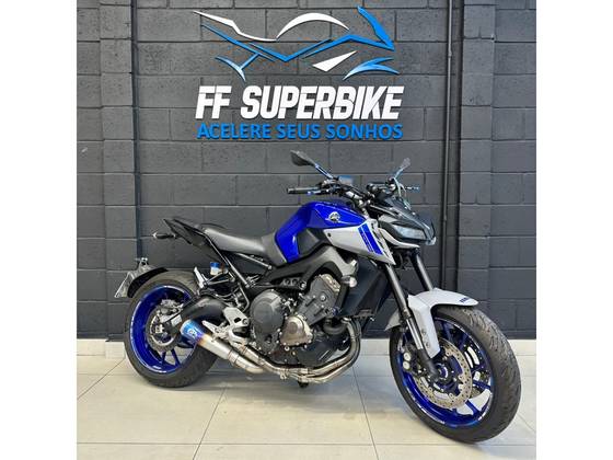YAMAHA MT-09 